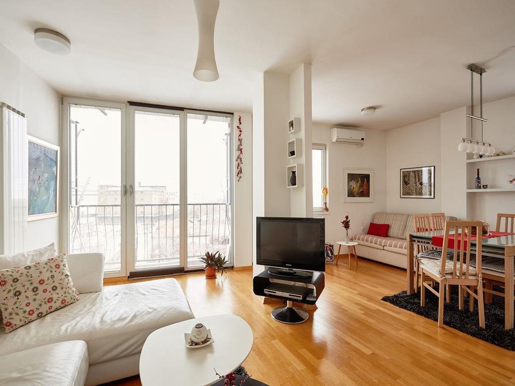 Luxury Apartment Near City Center سكوبجي المظهر الخارجي الصورة