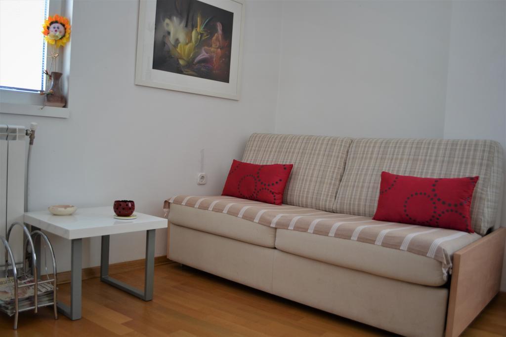 Luxury Apartment Near City Center سكوبجي المظهر الخارجي الصورة